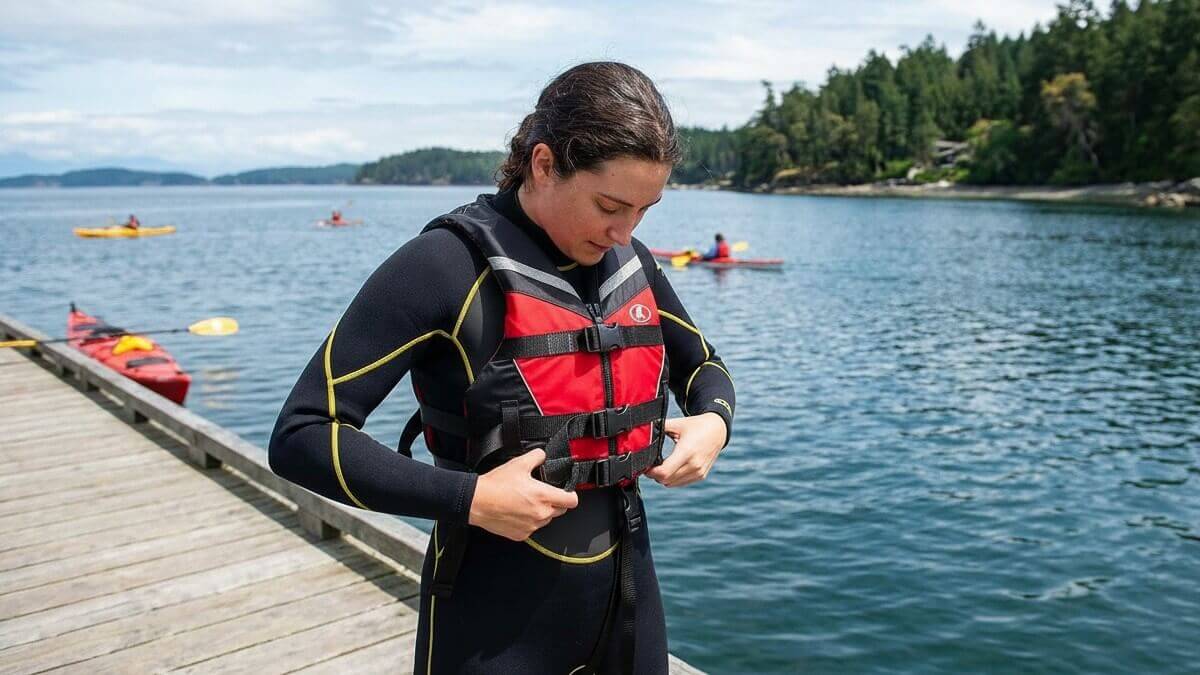 How to Wear a Life Jacket Over a Wetsuit